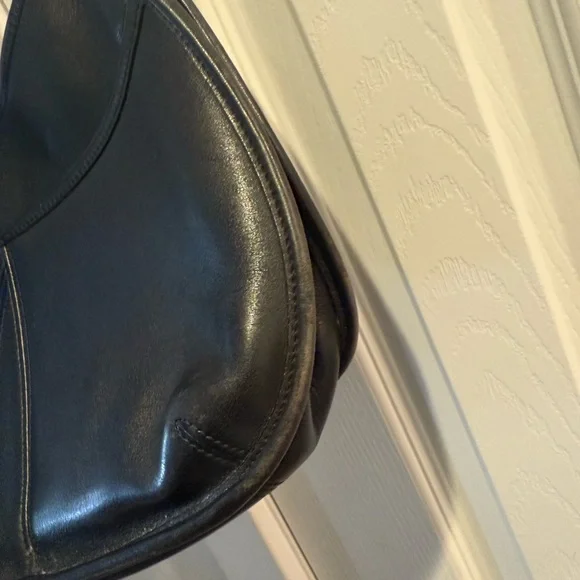 Authentic Coach Ergo Black Leather Shoulder Bag - Picture 3 of 6